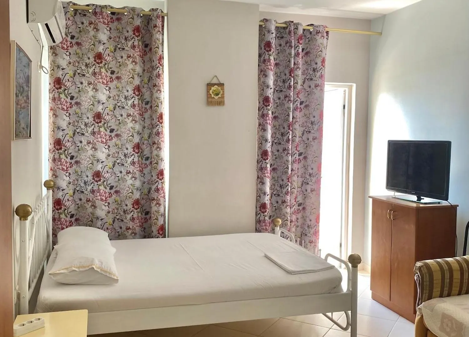 Caramel Sun Studios Apts Sarande