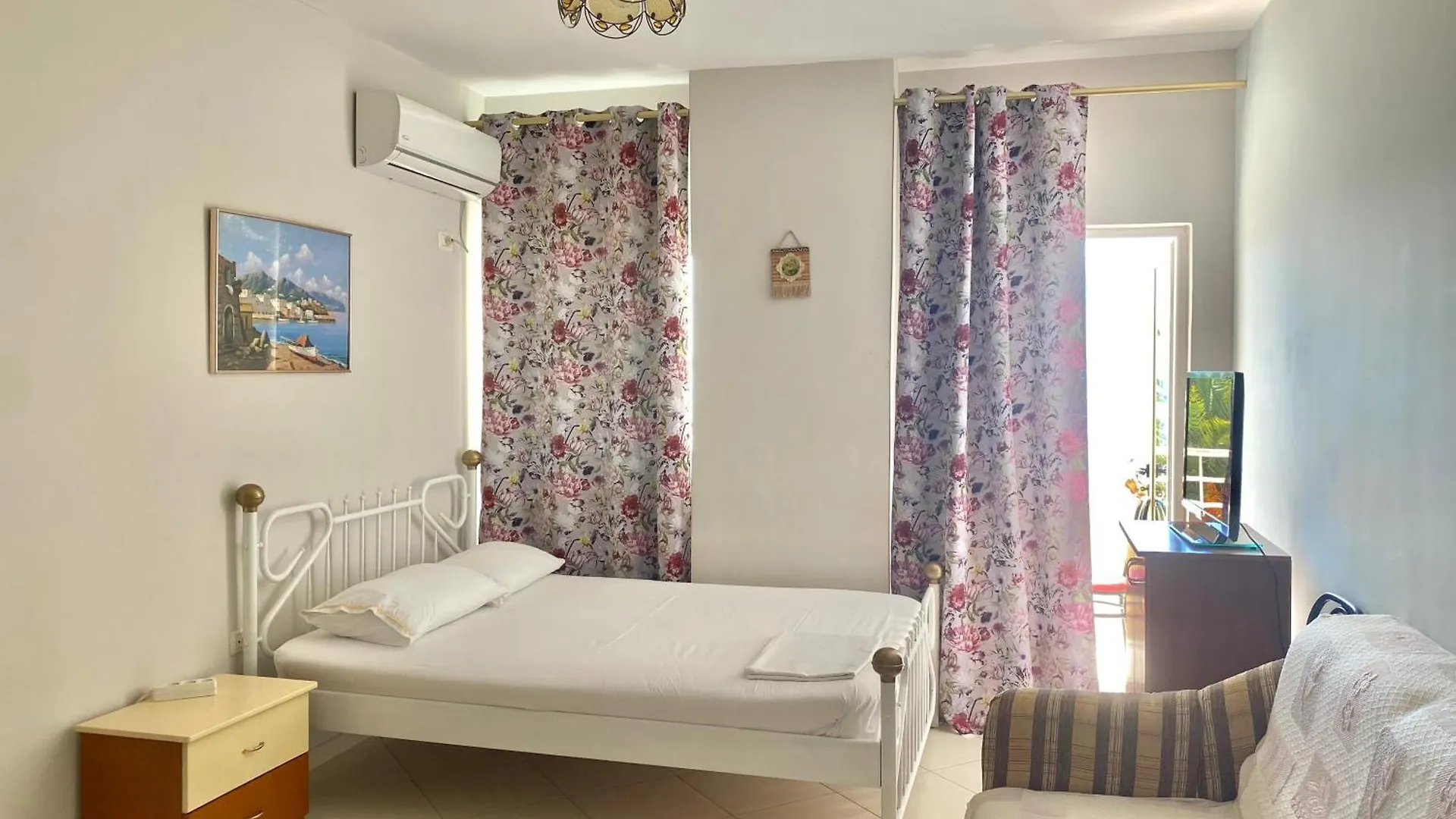 Apartment Caramel Sun Studios Apts Sarande Albania