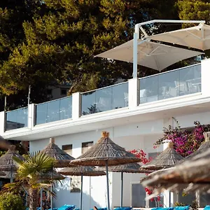 Hotell Jaroal, Sarandë