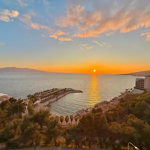 Helia Seaside Szálloda